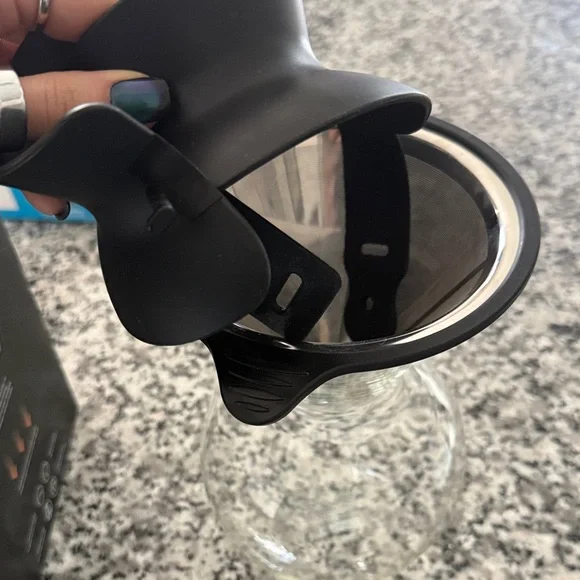 Bodum Black Pour Over Coffee Maker - Picture 2 of 3